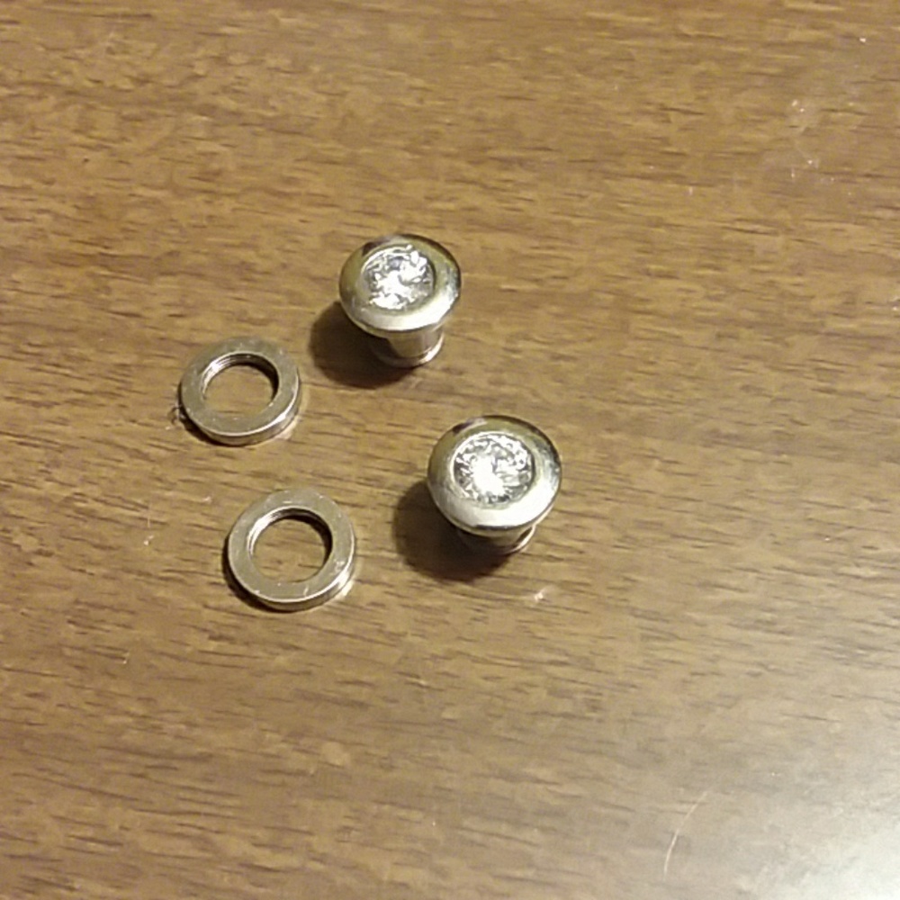 Diamond gauges